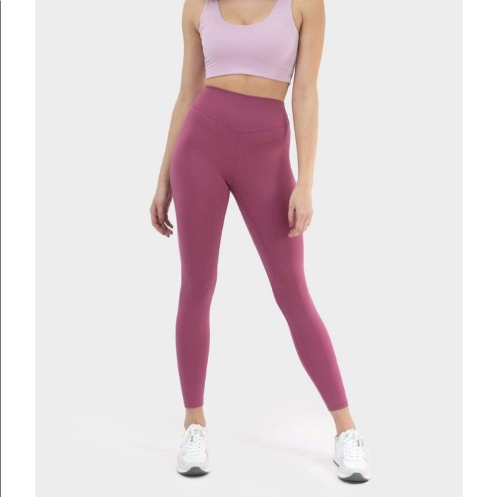 NWOT The Ascend Legging - Sundown